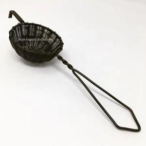 เครื่องครัวที่กรองชาด้ามยาวที่กรองใบชาทรงหลวมตาข่ายทองเหลืองแบบละเอียด - Product Image 1