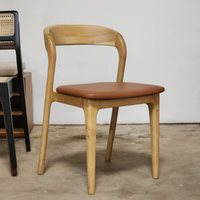 Chaise de salle à manger en bois de style moderne avec cuir synthétique pour la maison et le restaurant pour l'hôtel ou l'appartement
