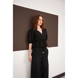เสื้อคลุมผ้าโปร่งปักลายผูกด้านหน้า ขายส่ง - [object Object] - Product Image 2