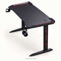 Bureau de jeu USB RGB avec plateau en mélamine texturée et structure en acier pour postes de travail informatiques à domicile et configurations e-sport