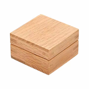 Caja de madera rústica de diferentes dimensiones Caja de regalo de madera de roble cuadrada por artesanía de media luna - Product Image 3