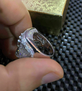 แหวนเพชรโมอิสสำหรับผู้ชายและผู้หญิงรูปมงกุฎกษัตริย์2 CT แหวนสีชมพูฮิปฮอปทอง14K ชุบทองคำขาว - Product Image 4