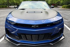 Chevrolet Camaro 1SS Coupé 2020 Usado en Excelentes Condiciones, 21 mil Millas, Transmisión Manual de 6 Velocidades, Motor V8 LT1 de 6.2 Litros, Paquete de Rendimiento SS 1LE Track - Product Image 1