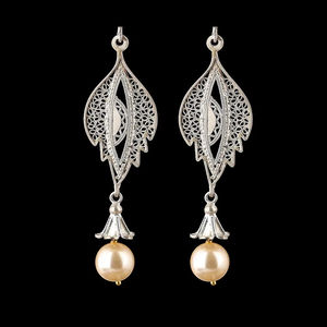 Meilleures ventes de boucles d'oreilles à tige de haute qualité avec un éclat scintillant directement du fournisseur indien - Product Image 1