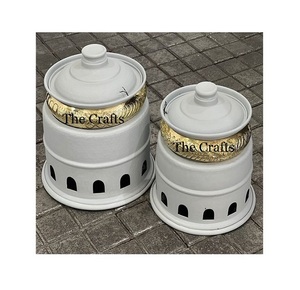 Ensemble de deux plats de service en métal de couleur or et bleu avec différentes tailles au meilleur prix - Product Image 5