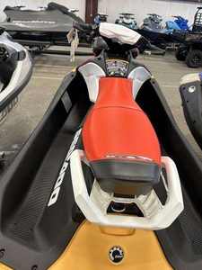 2025 S e a D o Fish Pro Apex 300 Boat Motor automático de 2 tiempos - Product Image 4