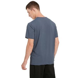 T-shirt en tricot respirant personnalisé de haute qualité pour hommes, t-shirt en tricot uni décontracté pour hommes, fabriqué au Pakistan - Product Image 5