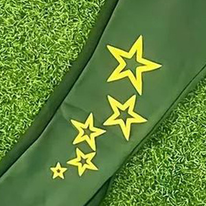 Fabricant de survêtements OEM sur mesure hommes et femmes ensembles de deux pièces pour les voyages d'entraînement de gymnastique ou la mode athlétique - Product Image 6