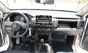 MITSUBISHI L200 Nueva/Usada, Gasolina, Equipamiento Completo, Doble Cabina GLX, Faros LED en Venta - Product Image 5