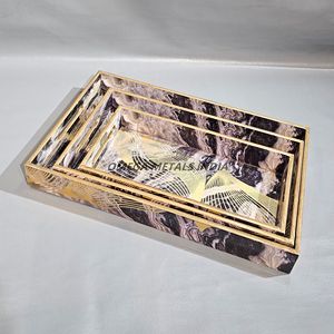 Ensemble de plateaux de luxe en bois de manguier avec de riches motifs organiques et un design minimaliste pour des décors de table sophistiqués - Product Image 6