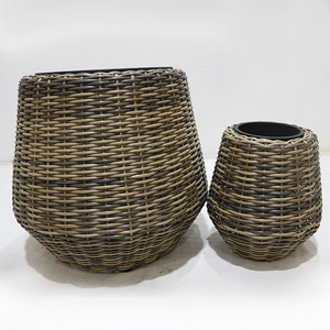 Macetas de plástico decorativas hechas a mano con aspecto de ratán, macetas ecológicas para balcón, patio y decoración de jardín - Product Image 1