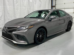 ข้อเสนอที่ดีที่สุดปี 2023 รถยนต์มือสอง Camry X-SE 4 ประตู ซีดาน เจ้าของเดียว วิทยุบลูทูธ เบาะหนัง จอสัมผัส - Product Image 2
