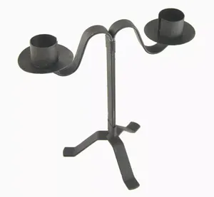 Soporte de vela de hierro forjado de Metal de lujo europeo adorno de mesa de boda para el hogar con uso ligero portavelas de Navidad DISEÑO DE MOLDE - Product Image 1