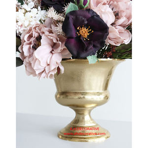 Urna de flores doradas de aluminio para decoración del hogar, jarrón decorado para mesa de boda, jarrón de flores elegante para ocasiones navideñas - Product Image 1