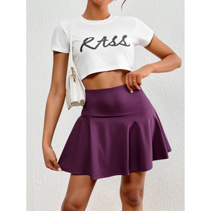 Set di pantaloni corti e Skater da donna alla moda completo pantalone Casual a 2 pezzi con lineamenti corti - Product Image 1