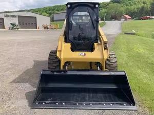 Chargeuse compacte CAT 262D3 d'occasion avec roue en excellent état à vendre - Product Image 6