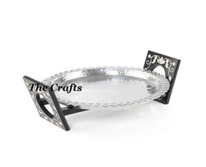 Plateau de service en acier inoxydable martelé avec support en bois et vadrouille Plateau de service pour la maison et l'hôtellerie à vendre - Product Image 1