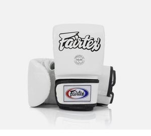 Fairtex deri eğitim Sparring eldiven TGO3 açık başparmak tasarım için Kick boks & Muay Thai MMA eğitim - Product Image 4