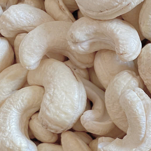 Noix de cajou de qualité supérieure WW180, WW240, WW320, LP Noix de cajou brutes Noix de cajou 1 kg en gros Exportées vers Dubaï, UE, Moyen-Orient - Product Image 1