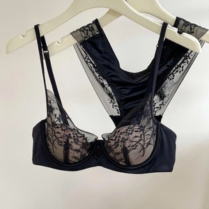 Ensemble de lingerie sexy pour femmes avec soutien-gorge à bretelles réglables en dentelle et string assorti, doux et à séchage rapide - Product Image 6