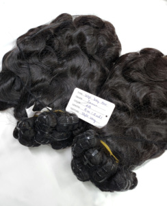 ผมต่อแบบเวอร์จิ้นแท้ Remy ความยาว 40 ซม. แบบสปริงเคิร์ล  ถักด้วยเครื่องจักรแบบ Double Weft ผมอินเดีย  ปลายผมแบบ Double Drawn - Product Image 5