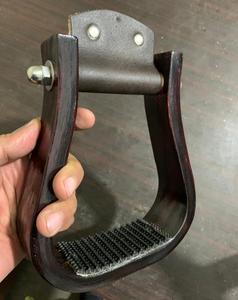 Estribos de Madera para Carreras de Caballos con Logotipo y Color Personalizados de Primera Calidad, con Agarre de Goma, Estilo Occidental, SKI INTERNATIONAL, Equitación - Product Image 5