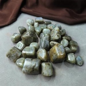 Pierres précieuses dégringolées en cristal de Labradorite blanche en vrac-Fabrication de bijoux et cristaux d'énergie positive-Croissance spirituelle et clarté - Product Image 3