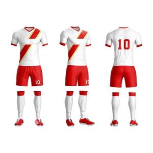 Conjunto de camiseta de fútbol de poliéster 100% hecho a medida con pantalones cortos transpirables, ropa deportiva de alta calidad a la venta - Product Image 4