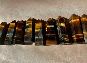 Tour en cristal d'œil de tigre naturel de qualité supérieure, obélisque pour la fabrication de bijoux par Magical Crystals, 2-4 pouces, 80g - Product Image 4