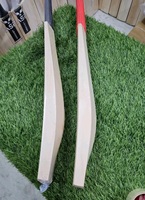 Batte de cricket English Willow Big Edge 45mm Léger 1170 Grammes 9-10 Grain Droit Avec Amazing Ping & Toe Cricket Hardball Bat