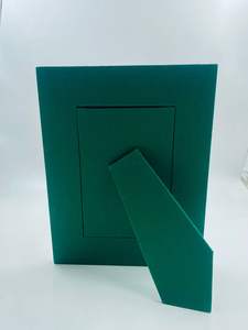 Cadre photo en bois et tissu brodé, imprimé moderne et tendance, collection printemps, léger, durable, design vertical, mural - Product Image 2