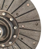 Disque d'embrayage à billes 45-1604040-10 pour tracteur UMZ (D-65) Pièces détachées de machines agricoles