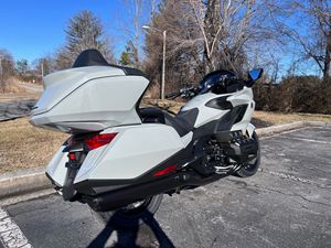 Ventes aux enchères 2026 : Nouvelles motos Gold Wing Tour avec une vitesse maximale de plus de 80 km/h, puissance de 1001-2000 W, acompte requis - Product Image 5