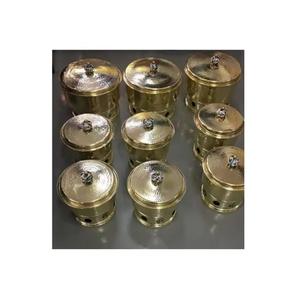 Plato de frotamiento martillado de metal hecho a mano, diseño único, plato para servir comida de forma redonda con tapa a precio competitivo - Product Image 1