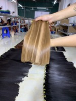 Vierges vietnamiennes pleines couleurs lâche vague profonde os droit mélange couleur Extensions de cheveux naturels Extensions de cheveux humains faisceaux