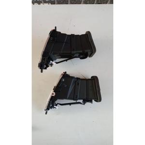ช่องระบายอากาศกลางรถยนต์ KIA Carens Series (13>18) รุ่น 97420-A4000 D4FD - Product Image 4