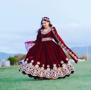 Salwar Kameez en soie élégante traditionnelle afghane pour femmes, vêtement traditionnel afghan ethnique à vendre 594 - Product Image 5