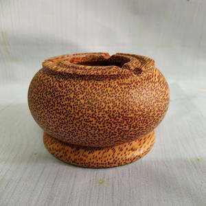 Cenicero de madera de coco con logotipo personalizado, ceniceros de madera de coco, precio de fábrica, venta al por mayor, vietnamita - Product Image 3