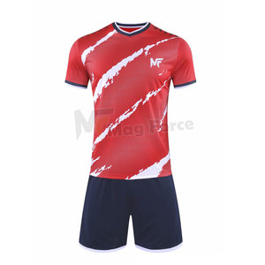 ชุดฟุตบอลพิมพ์ลายสกรีนชื่อทีมตามสั่ง ขายดีที่สุด คุณภาพสูง ผลิตจากโพลีเอสเตอร์ ระบายอากาศได้ดี มีหลายขนาด - Product Image 1