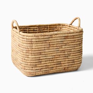 Handmade <b>woven</b> <b>basket</b> with handle. - Product Image 3