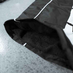 กางเกงวิ่งขาตรงน้ำหนักเบาสำหรับผู้ชายกางเกงวอร์มผ้าไนลอนทรงหลวมป้องกันการเกิดรอยยับของผู้ชายออกแบบได้ตามต้องการ - Product Image 4