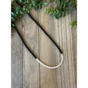 สร้อยคอประดับมุกน้ำจืดและออนิกซ์เงินสเตอร์ลิงแบบวินเทจ - Product Image 4