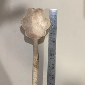 Cuillères en bois de haute qualité Ustensiles de service naturels et polis pour la maison Hôtel et restaurant pour les mariages - Product Image 1