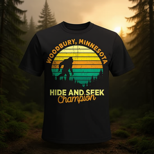 T-shirt promotionnel rétro Woodbury Minnesota pour Big Foot Souvenir - Product Image 3