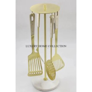 Ensemble de couverts en métal de haute qualité avec design ergonomique fabriqué en acier inoxydable durable idéal pour tout cadre de table - Product Image 2