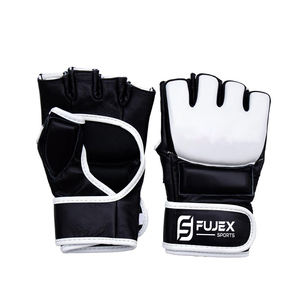 Los mejores guantes de agarre MMA de medio dedo personalizados de cuero PU genuino hechos en Pakistán para artes marciales y entrenamiento de boxeo - Product Image 1