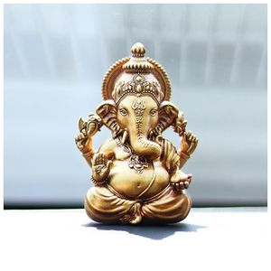 Statue en laiton de Ganesha Murti faite à la main la plus vendue pour les cérémonies religieuses et la décoration festive disponible au prix d'usine - Product Image 1
