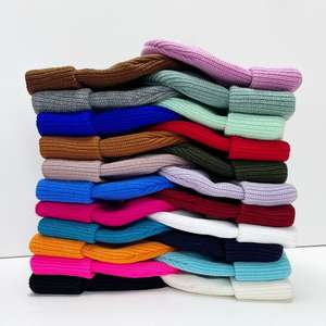 Gorro de Punto Acrílico Unisex al por Mayor |   Gorro de Esquí de Invierno Jacquard Personalizado con Logotipo Bordado |   Gorro de Calavera con Puños para Adultos - Product Image 3