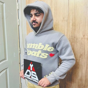 Sudaderas con capucha de estilo corto, personalizadas con estampado puff, de algodón orgánico 100% de alta calidad y tejido grueso. - Product Image 3