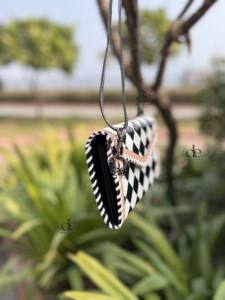 Nouvel arrivage pochette en cuir usiné à la main étui de téléphone élégant en cuir véritable motif à carreaux noirs multi-usages portefeuilles pour femmes - Product Image 2